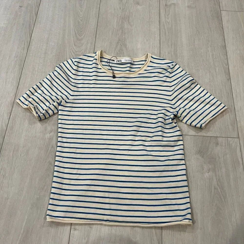Zara women’s shirt size s